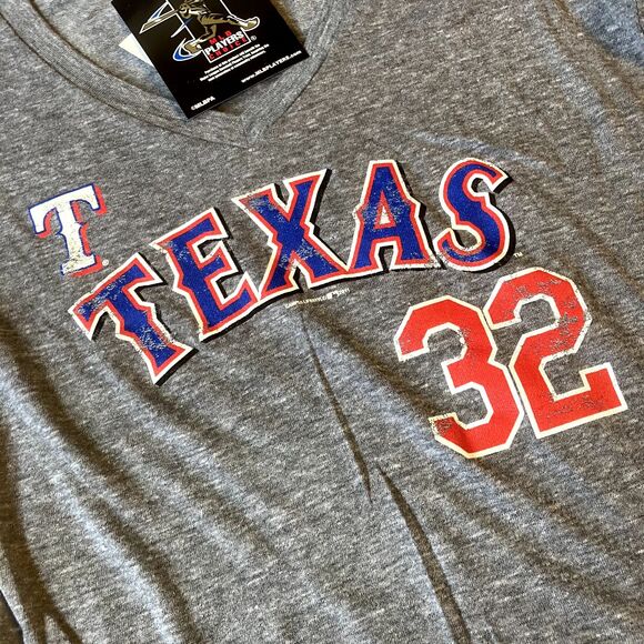 NWT MLB Texas Rangers Classic T-Shirt Womens Size L Logo Baseball Hamilton 32 - Picture 2 of 8